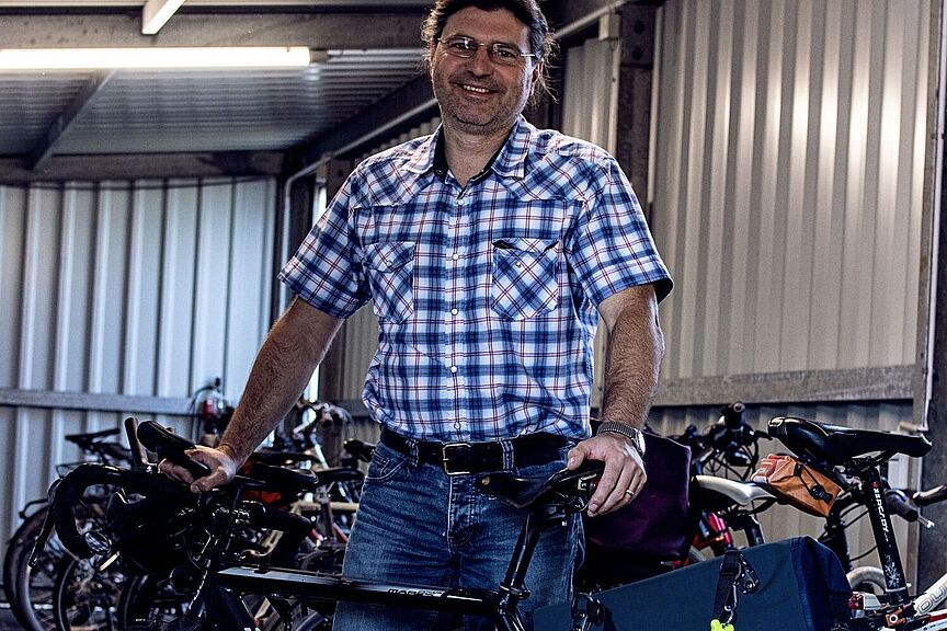 Ortliebs Fahrradhaus mit überdachten Abstellplätzen. Ortliebs Fahrradhaus mit überdachten Abstellplätzen.